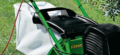 Feature Scarifier Collection Bag Optional