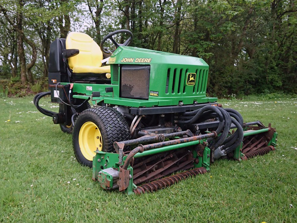 John Deere 2653A Triple mower